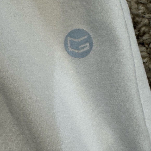 G Gradual White Bermuda Shorts 7” Inseam Size L - Picture 3 of 4